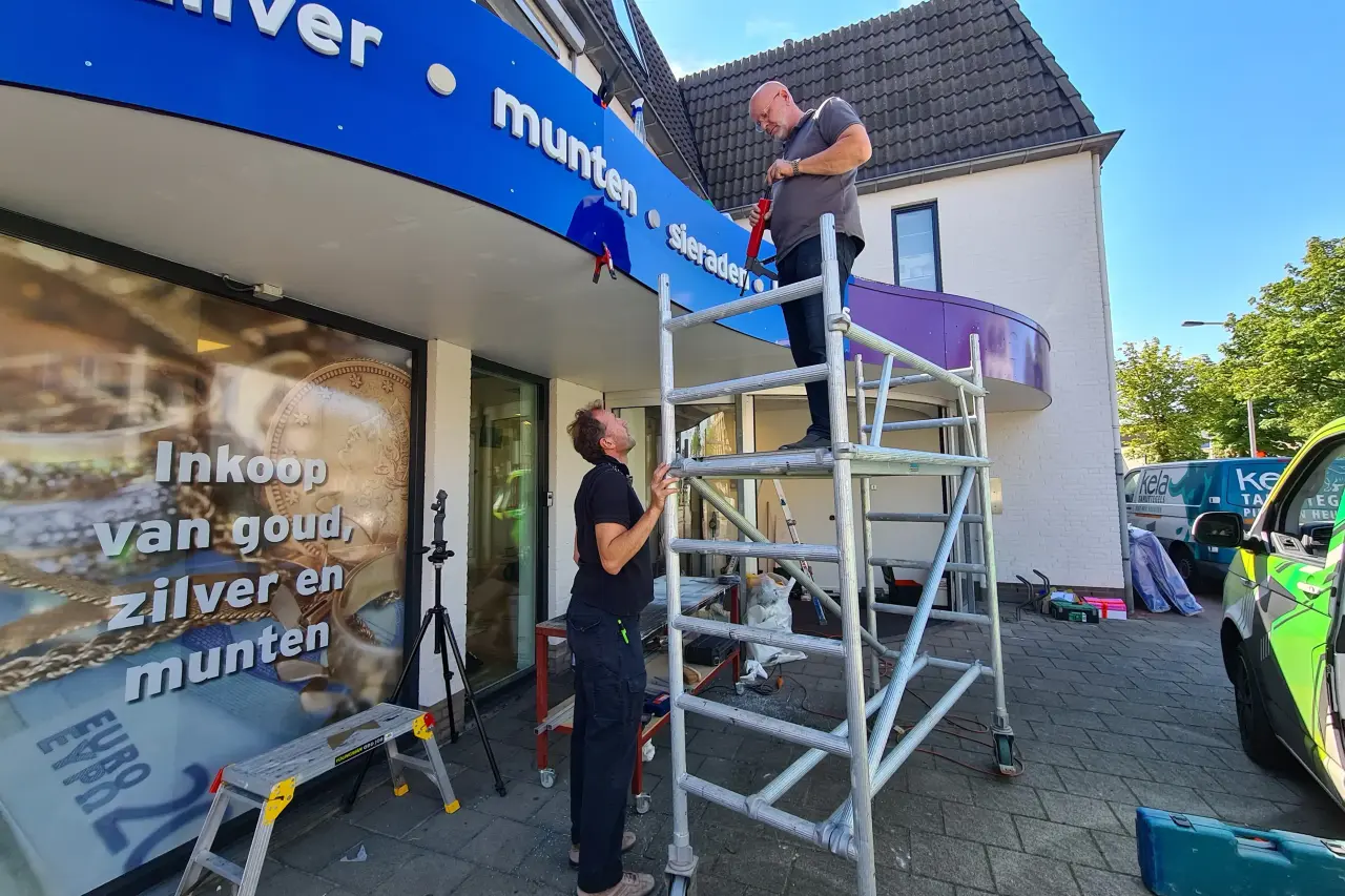 Dsign service aan het werk